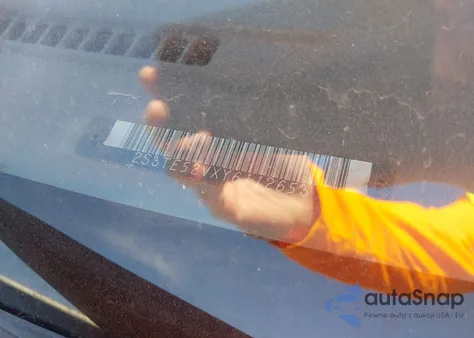 2000 Suzuki Vitara Jls/Js z USA, uszkodzony, nr VIN 2S3TE52VXY6112653